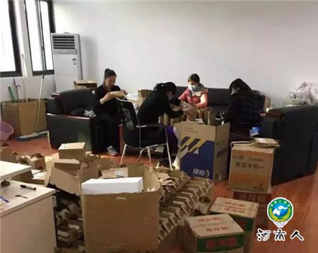 河南穷小伙网上卖农特产 创业当董事长月入20万