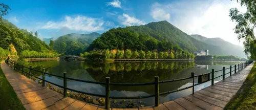 重渡沟来一场秋日“劫色”之旅独醉山泉飞瀑竹林人家